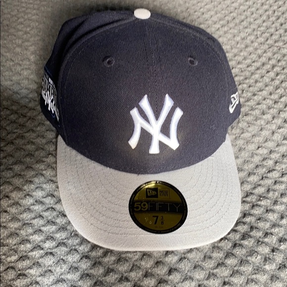 NWT New York Yankees Victory Side Fitted Neyya - Picture 1 of 5